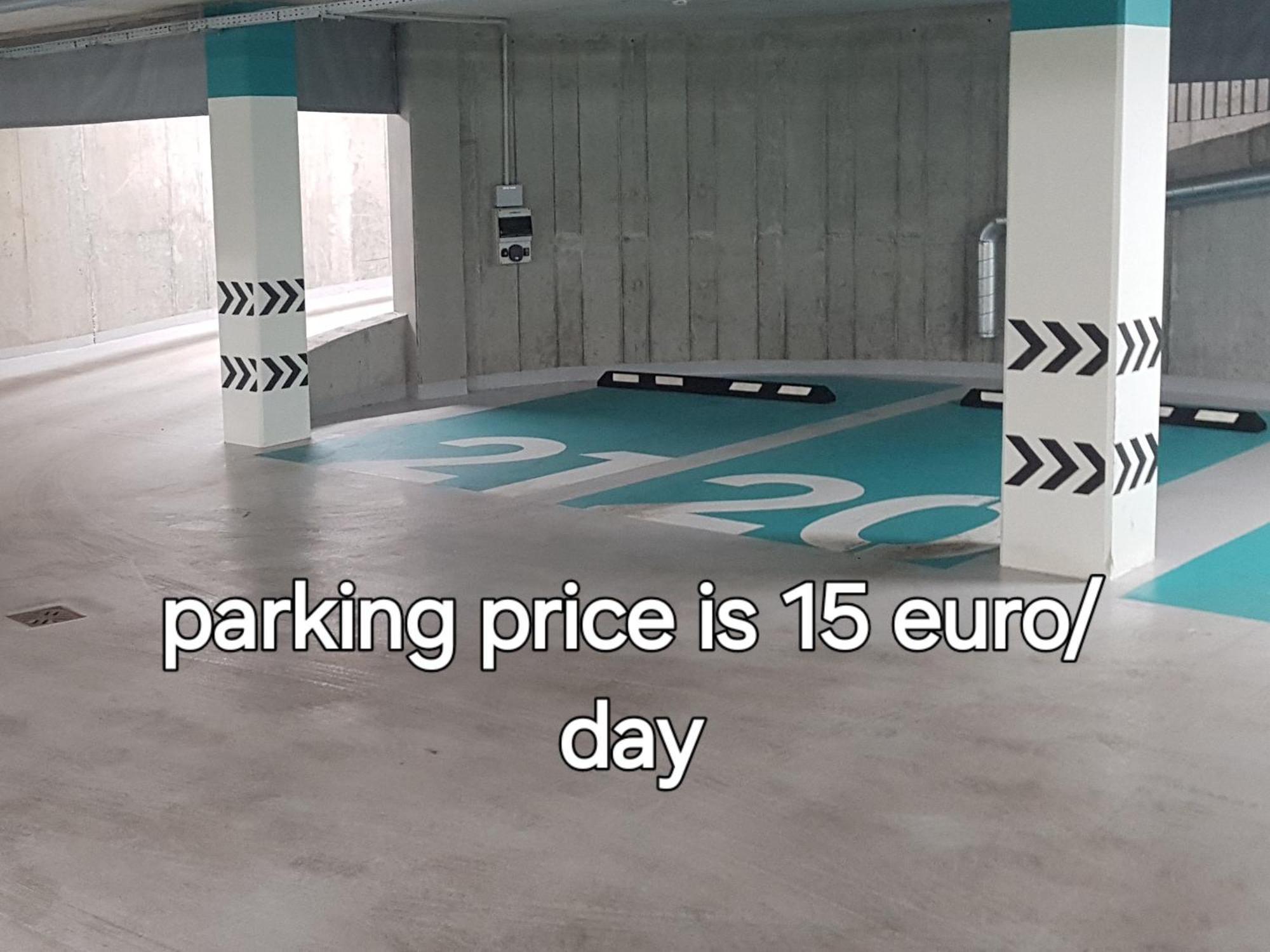 Happy Inn G, Self Check-In, Terrace, Underground Parking Vilnius Luaran gambar